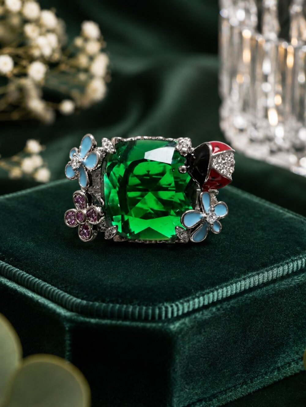 Green Crystal Cocktail Ring Size 7 Ladybug Flower Rhinestone Silver Statement